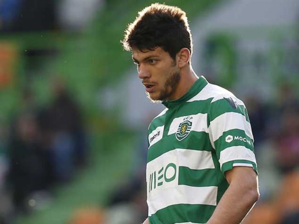 Tobias Figueiredo e... irmão Cristiano à conversa