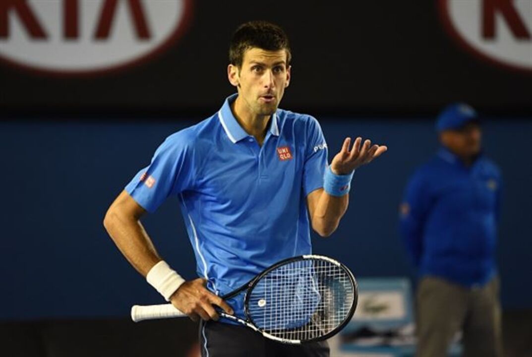 Novak Djokovic nos "quartos" pelo 8.º ano seguido