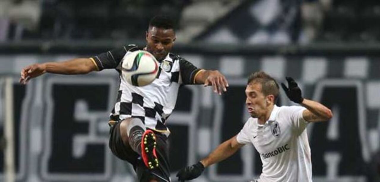 Boavista-V. Guimarães, 2-2: Tabuleiro de testes sorriu à adolescência
