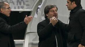 Marco Silva e Bruno de Carvalho cumprimentaram-se