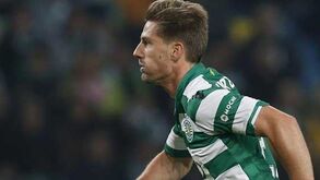 Transferência de Adrien para o Leicesterchegou à FIFA com 14 segundos de atraso