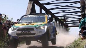 Dakar'2015: Carlos Sousa reentra no top-10