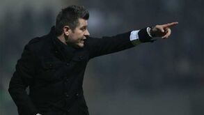 Aves-Atlético, 1-1: Empate na estreia de Emanuel Simões