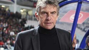 Argélia marcada pelo luto