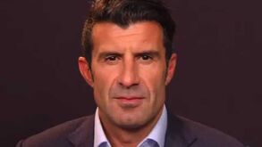 Figo candidato à presidência da FIFA