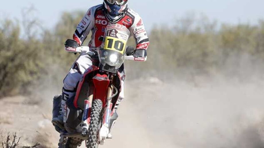 Dakar: Portugueses atacam pódio