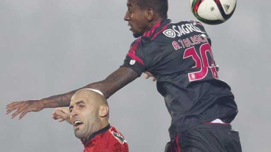 Talisca acaba com jejum de dois meses 