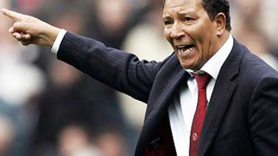 Henk Ten Cate: «Messi só está ainda no Barcelona porque prometeu a Vilanova no seu leito de morte»