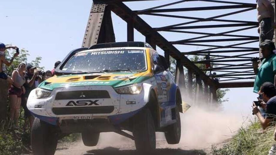 Dakar'2015: Carlos Sousa reentra no top-10