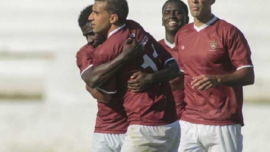 Oriental-Feirense, 2-0: Lisboetas quebram série vitoriosa do Feirense