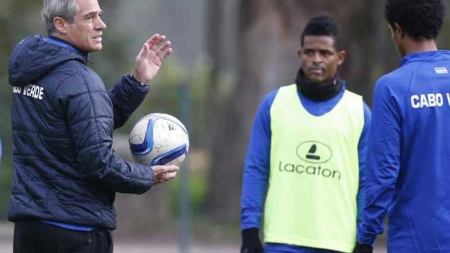 Treinadores caboverdianos elogiam Rui Águas