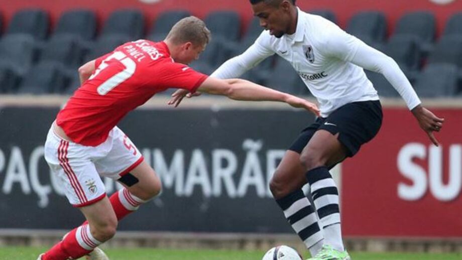V. Guimarães B-Benfica B, 4-1: Águias goleadas no Minho