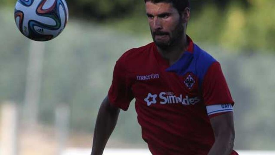 Oliveirense-Chaves, 2-1: Vitória vale subida ao 3.º lugar