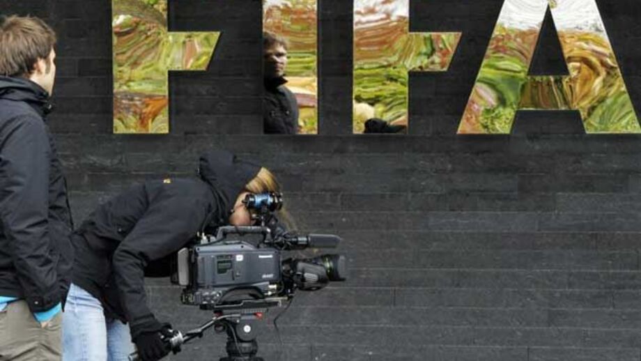 FIFA investiga contratações dos merengues