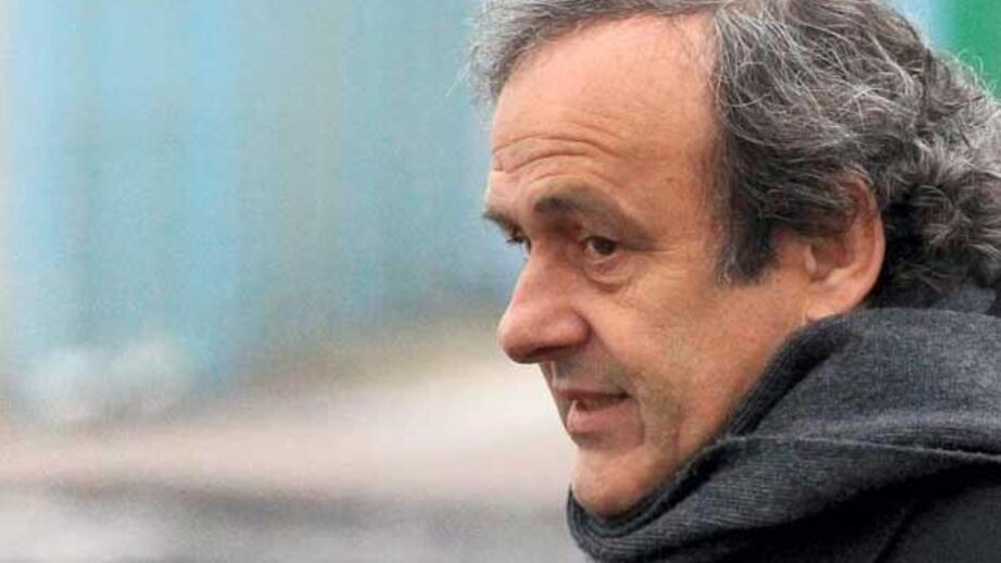 Figo é o melhor candidato oficioso da UEFA para Platini