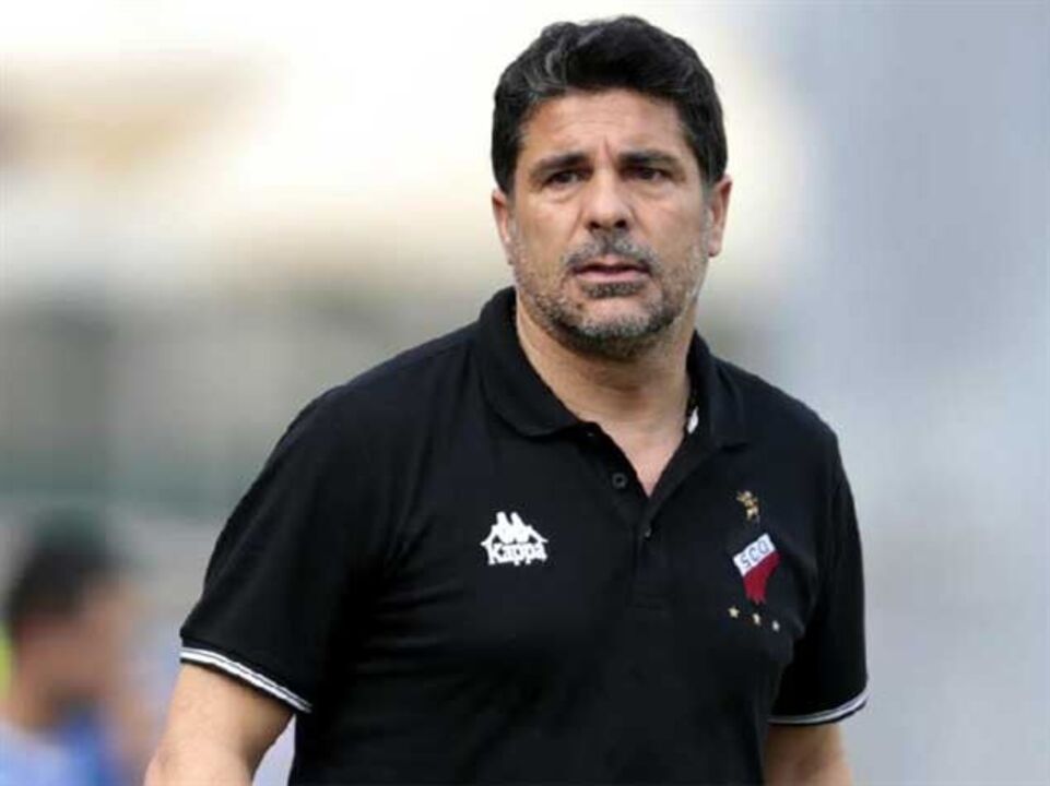 Olhanense-Feirense, 0-0: Equipas anulam-se e prolongam jejum