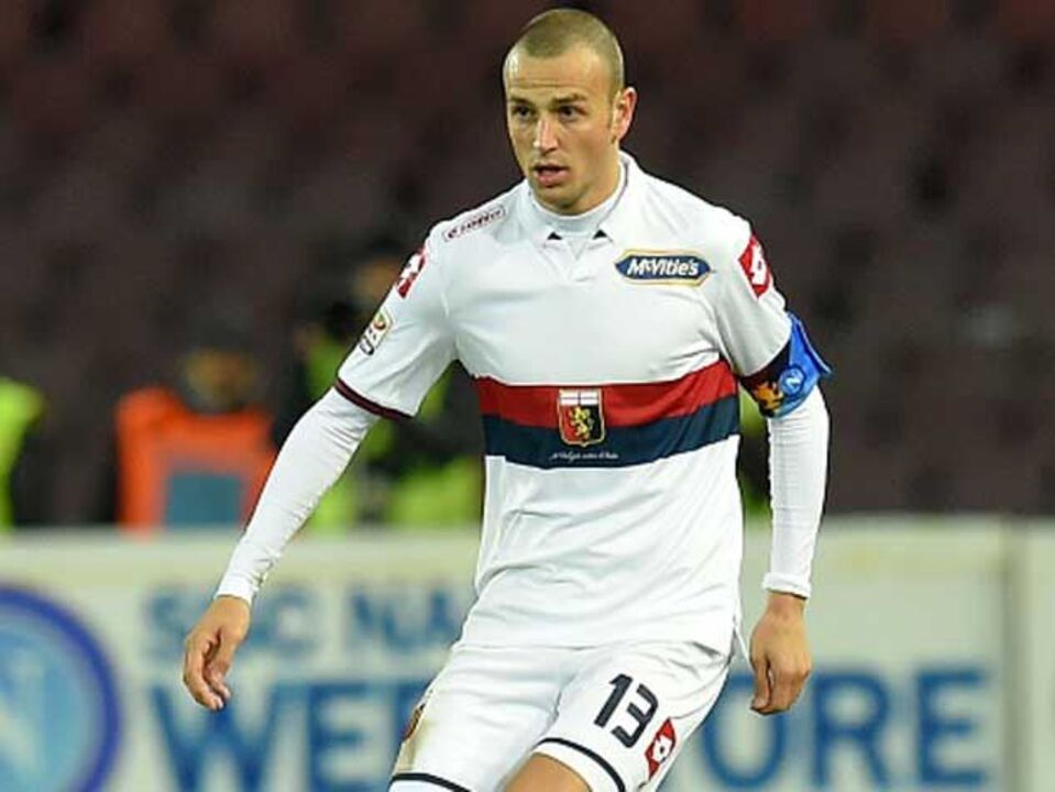 Milan garante Luca Antonelli por 4,5 milhões