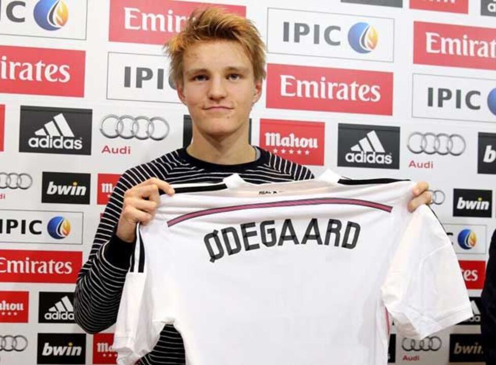 Odegaard inscrito na Champions