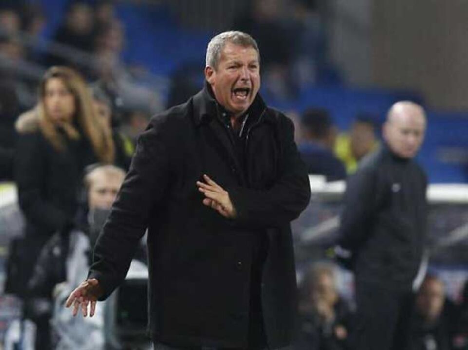 Treinador do Montpellier ri-se das desculpas de Mourinho