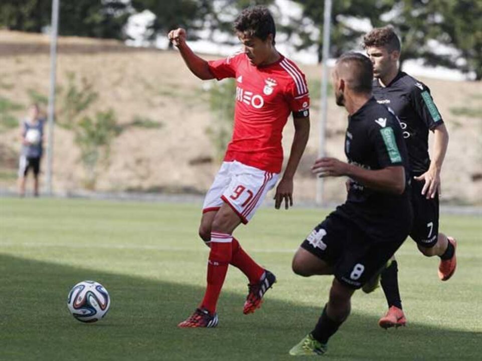 Ac. Viseu-Benfica B, 2-0: Águia soma segunda derrota seguida