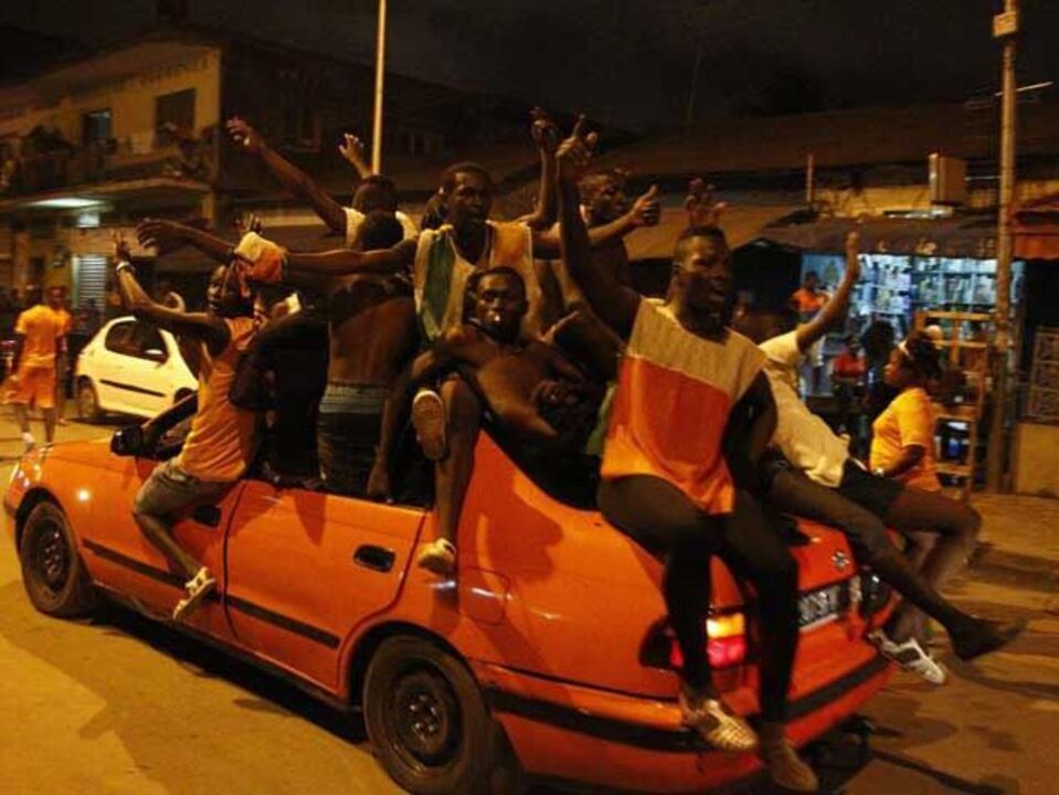 Um milhão de pessoas receberam campeã Costa do Marfim