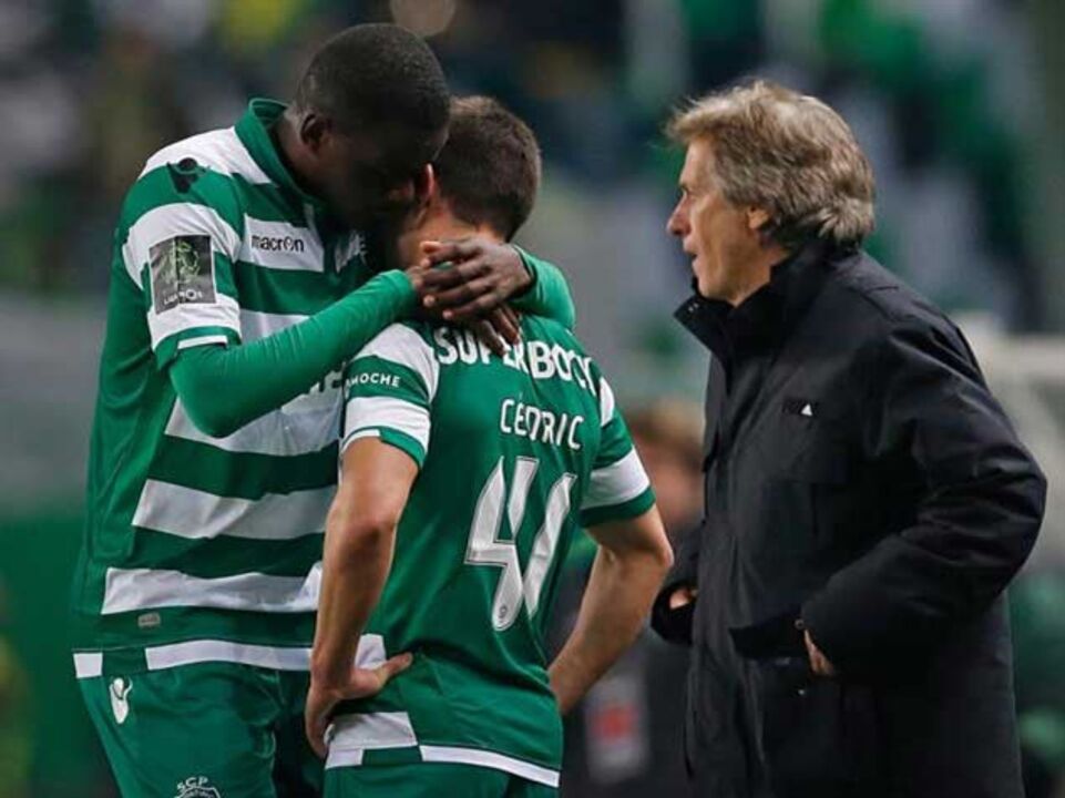 William Carvalho: «Cabeça erguida que o caminho é longo!»