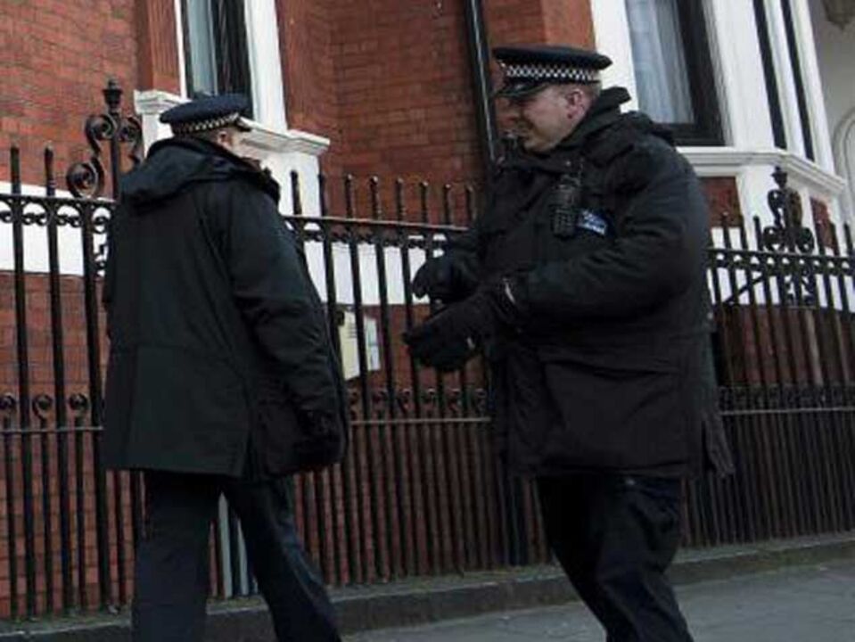 Scotland Yard quer ajudar a identificar adeptos racistas