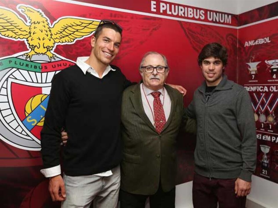 João Pereira e Miguel Arraiolos renovam com o Benfica