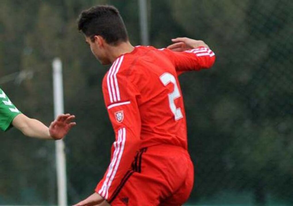 Benfica garante vitória (3-1) frente ao Portimonense