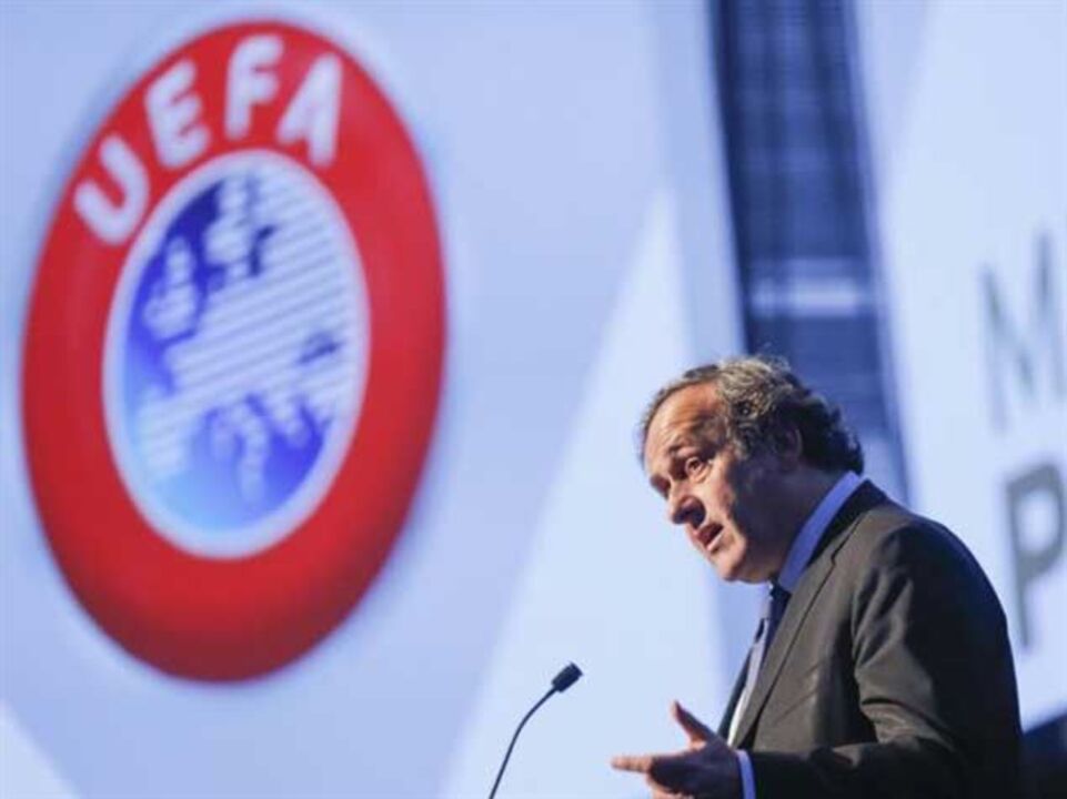 UEFA apoia FIFA para Mundial2022 no inverno