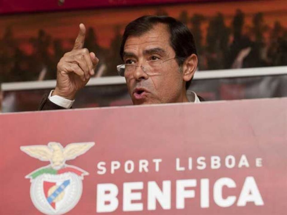 José Eduardo Moniz questiona atitude de André Simões frente ao FC Porto