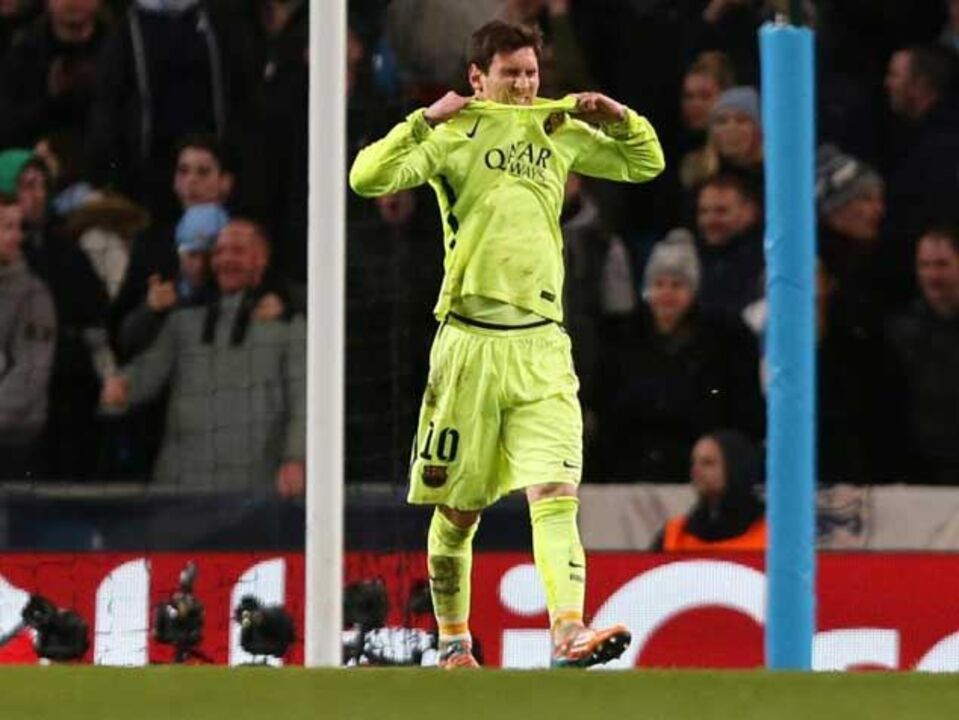 Luis Enrique sai em defesa de Messi