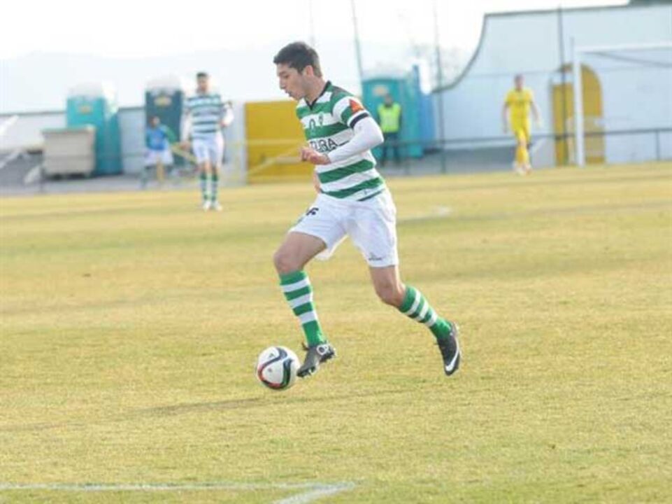 Sp. Covilhã-V. Guimarães B, 2-0: Serranos descolam na tabela
