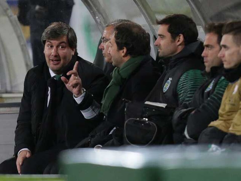 Bruno de Carvalho defende-se com vídeo do túnel