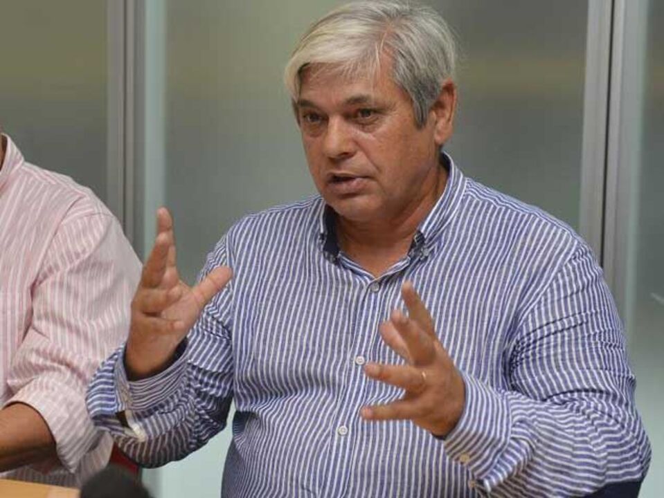 Manuel Fernandes: «A equipa precisa de Nani e Carrillo inspirados»