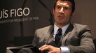 Candidatura de Luís Figo à FIFA questionada