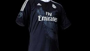 Terceira camisola eleita a melhor de 2014