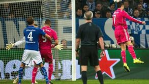 Ronaldo volta às capas dos jornais pelos bons motivos