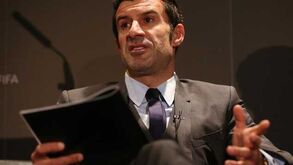 Figo: «Tem de haver transparência na FIFA» 