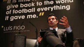 Figo quer alargamento do Campeonato do Mundo
