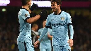 Man. City goleia Newcastle e aproxima-se do topo