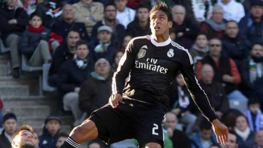 Varane perto de rumar ao Manchester United