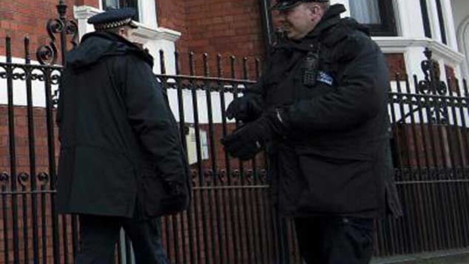 Scotland Yard quer ajudar a identificar adeptos racistas