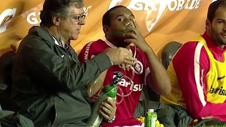 Jogar em altitude não é para todos, muito menos para quem esteve sem competir durante vários meses...