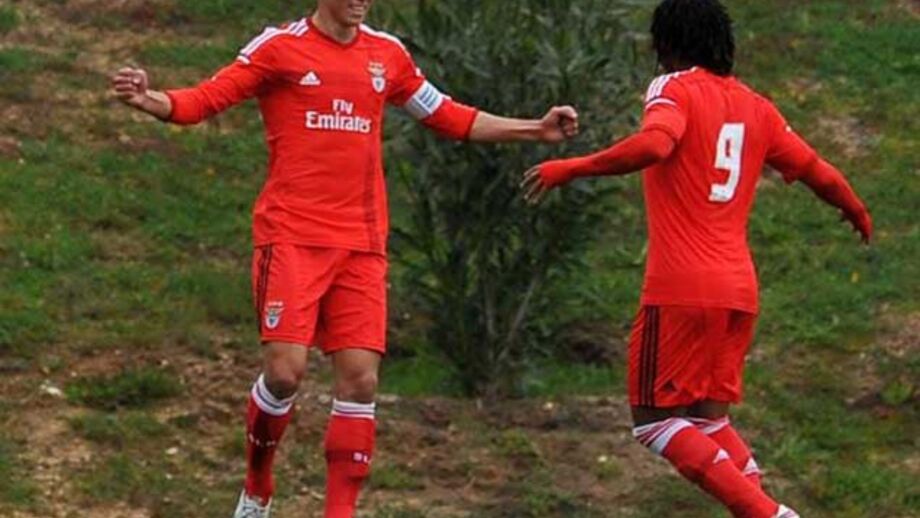 Benfica empata com o Nacional ao cair do pano