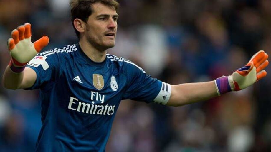 Casillas na promoção das camisolas de 2015/16