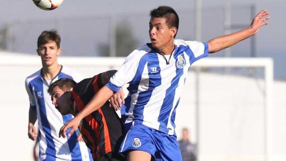 FC Porto vence em casa e isola-se na liderança