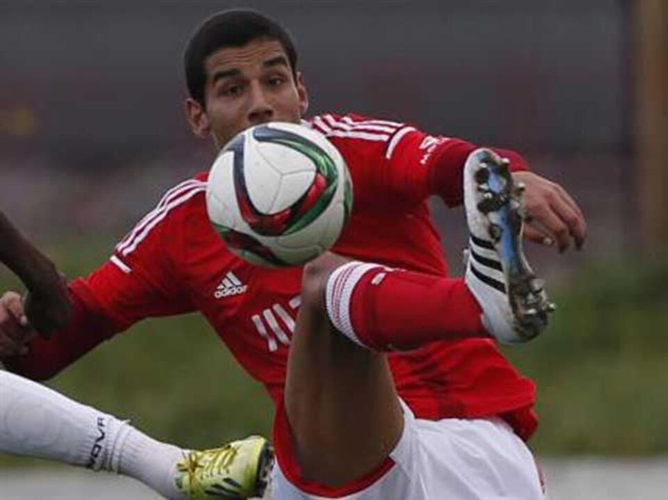 Santa Clara-Benfica B, 1-1: Águias chegam ao empate com 10 homens