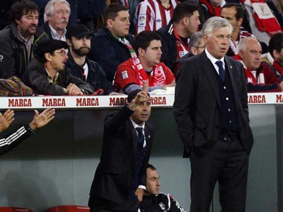 Ancelotti:«É confuso o que estamos a fazer no ataque»