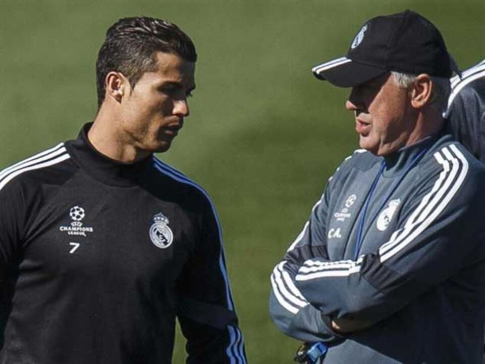 Ronaldo tem o futuro nas mãos